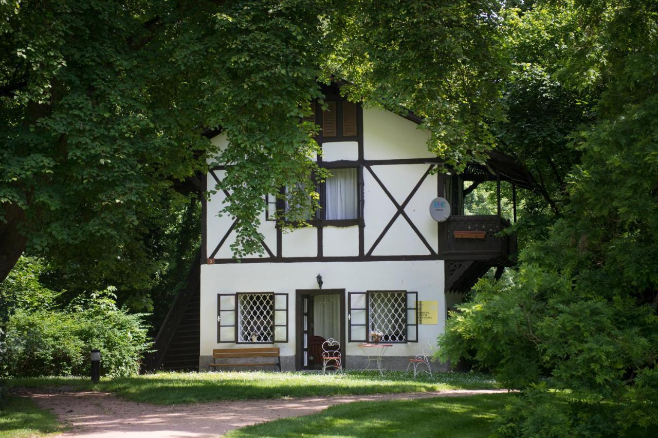 Chateau Loucen Garden Retreat Eksteriør billede