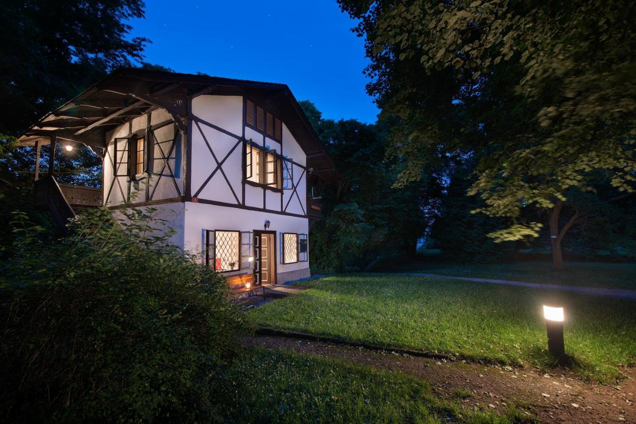 Chateau Loucen Garden Retreat Eksteriør billede